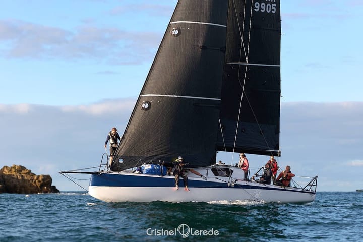 Cowes-Dinard : une aventure couleur IRC